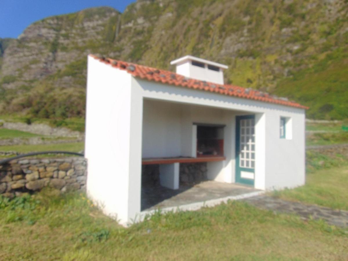فيلا Casas Da Cascata Lajes das Flores المظهر الخارجي الصورة