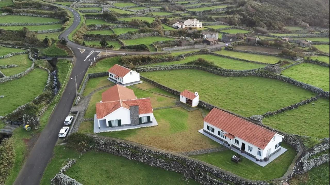فيلا Casas Da Cascata Lajes das Flores المظهر الخارجي الصورة